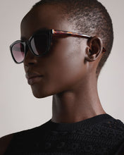 Load image into Gallery viewer, Ted Baker Sunglasses - Tanner
